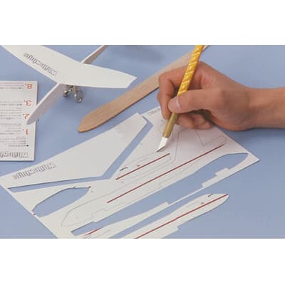 Нож с перовым лезвием OLFA 6 мм OL-AK-1/5B