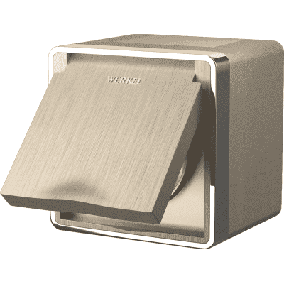 Розетка с заземлением с защитной крышкой и шторками IP44 Werkel WL15-02-04 Gallant шампань рифленый 4690389129650
