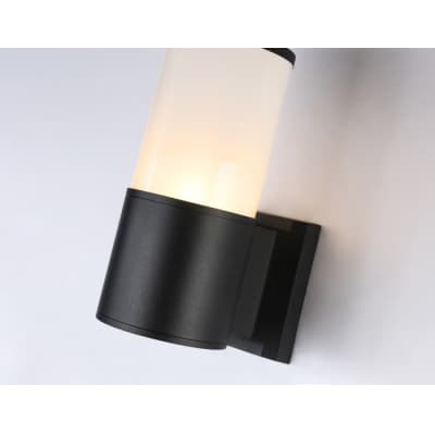 Настенный светильник уличный Ambrella GARDEN ST2451