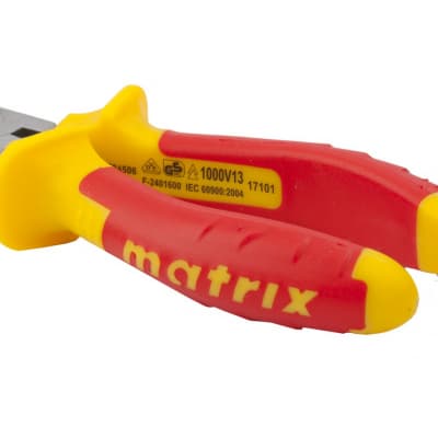 Длинногубцы прямые Insulated, 160 мм, двухкомпонентные рукоятки Matrix Professional 17101