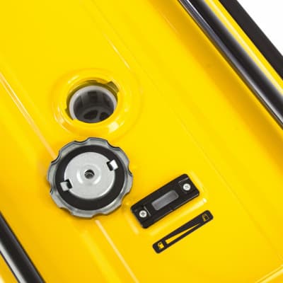 Генератор бензиновый GE 6900, 5.5 кВт, 220 В/50 Гц, 25 л, ручной старт Denzel 94637